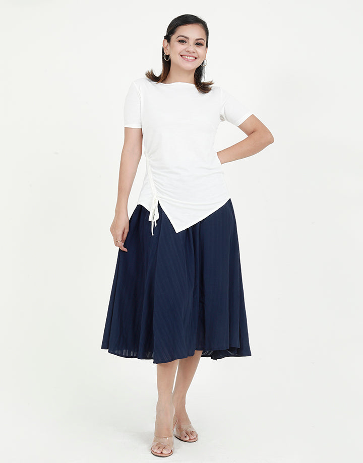 Knee Length Skirt with Front Slit
