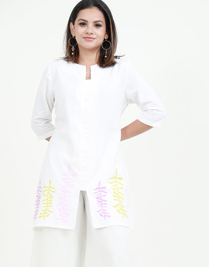 Kurtha with Placement Print And Stylish Neck Line