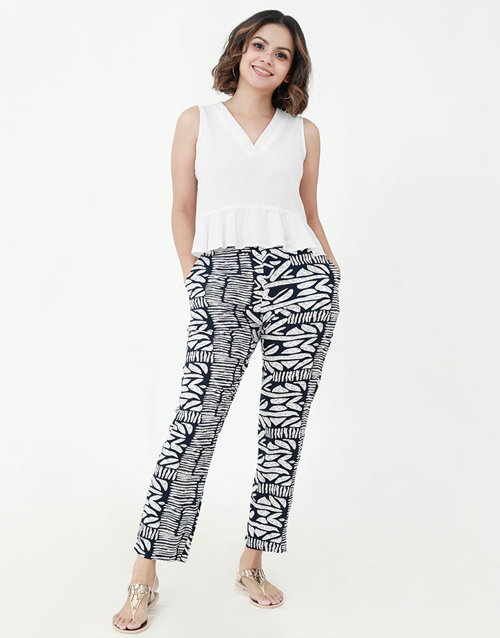Printed Cropped Pants