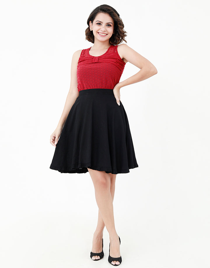 Sleeveless Top with Fixed Bow